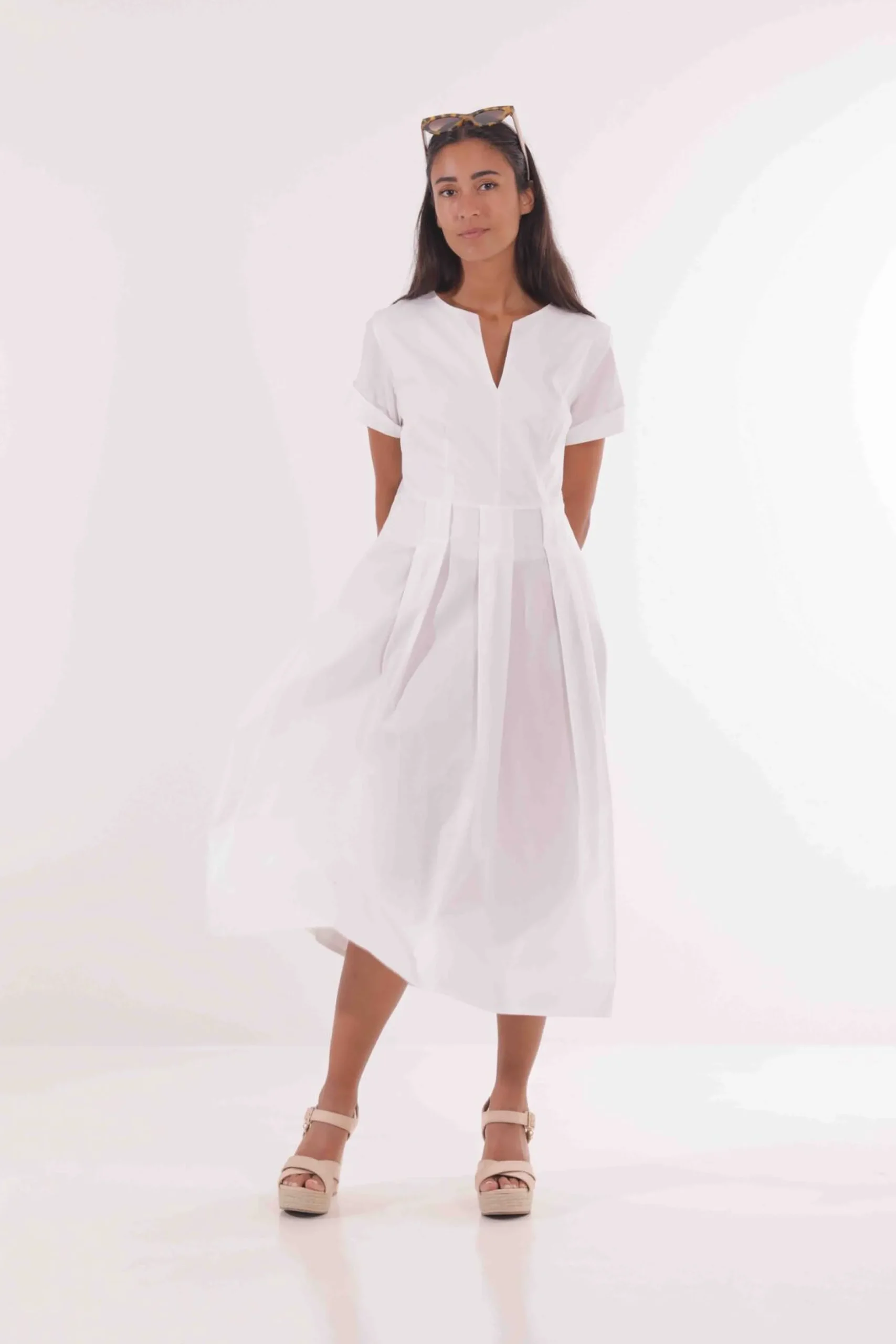 abito_longuette_in_cotone_2.webp Fashion Abito Longuette in Cotone di Mimì-Muà Donna Abiti