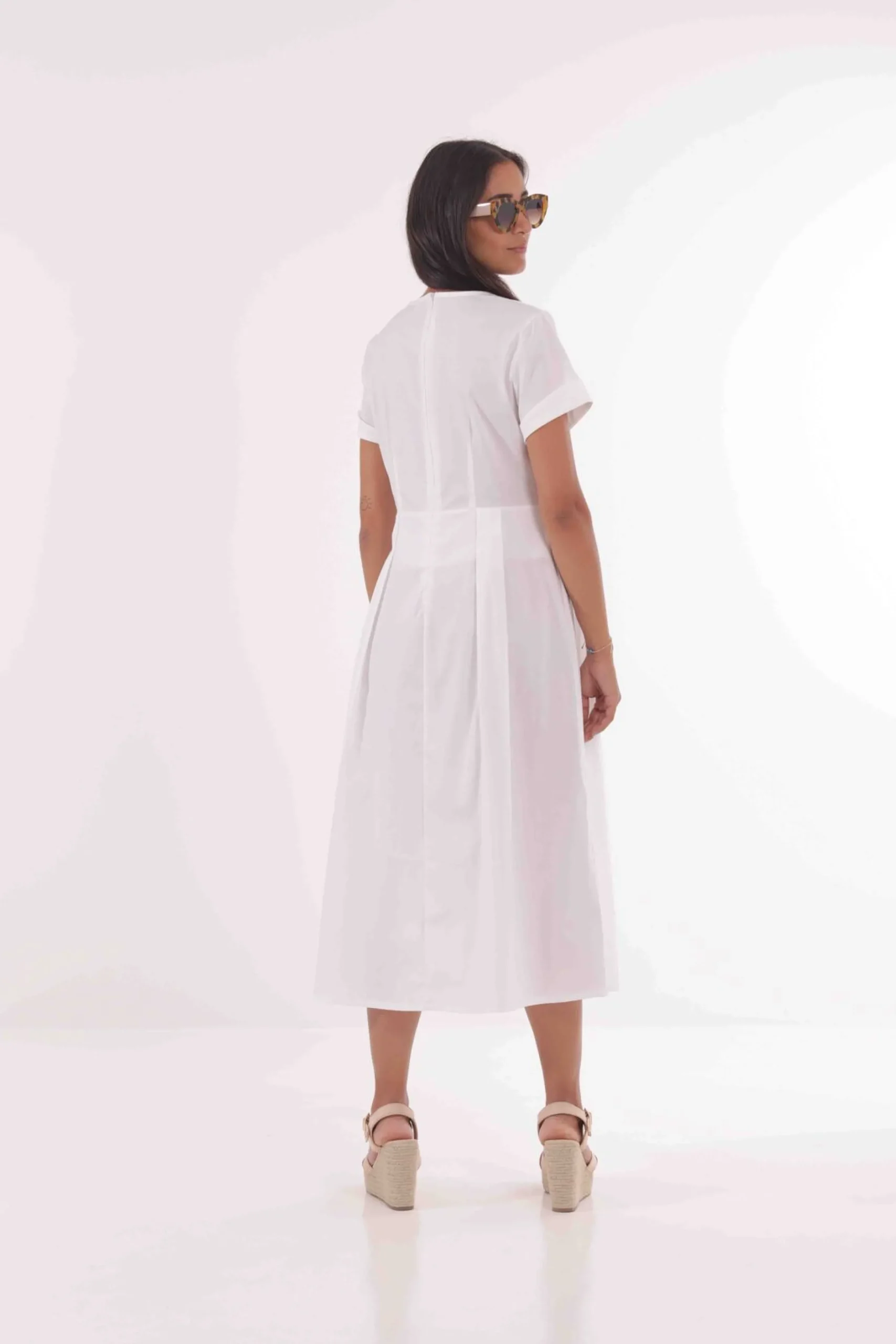 abito_longuette_in_cotone_6.webp Fashion Abito Longuette in Cotone di Mimì-Muà Donna Abiti