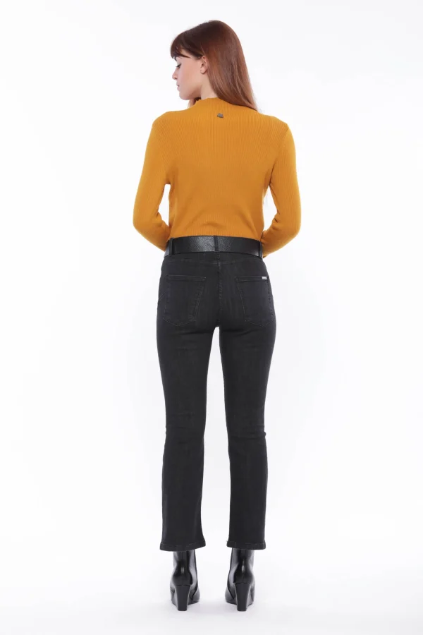 Outlet Jeans svasato Mimi Mua dal design classico Donna Pantaloni