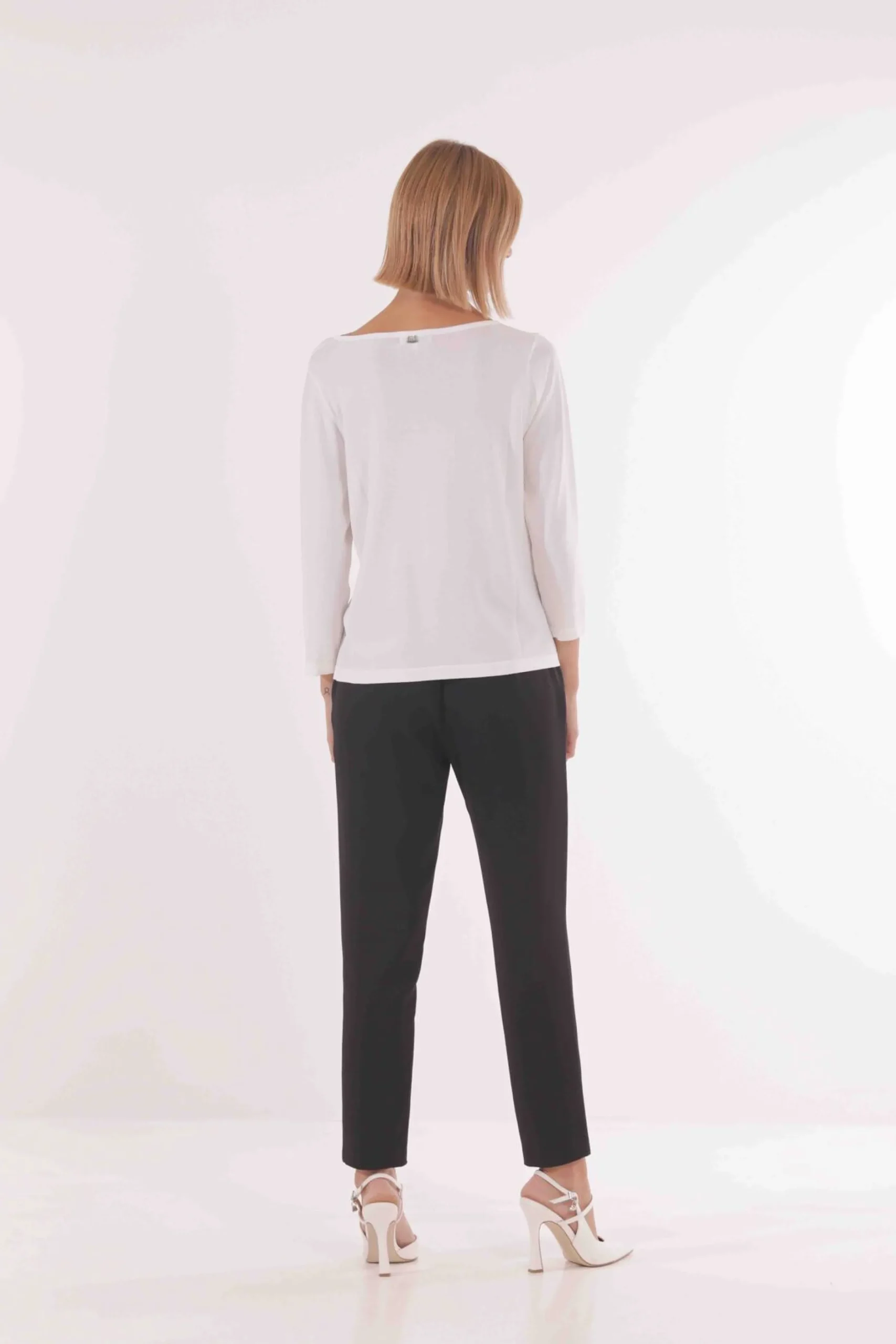 pantalone_a_sigaretta_mim_1.webp Outlet Pantalone a sigaretta Mimì Muà Sartoriale Innovativo Donna Pantaloni