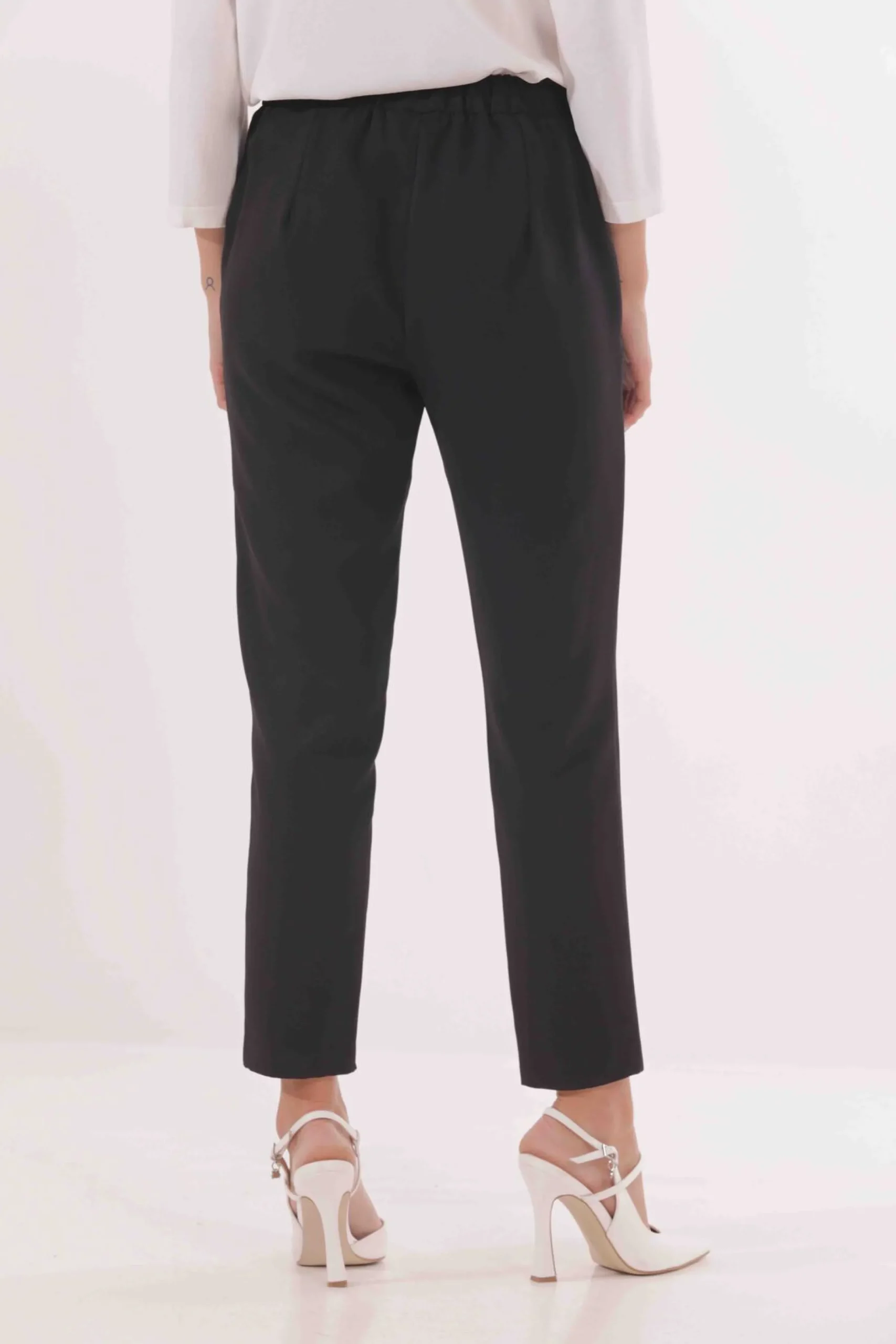 pantalone_a_sigaretta_mim_4.webp Outlet Pantalone a sigaretta Mimì Muà Sartoriale Innovativo Donna Pantaloni