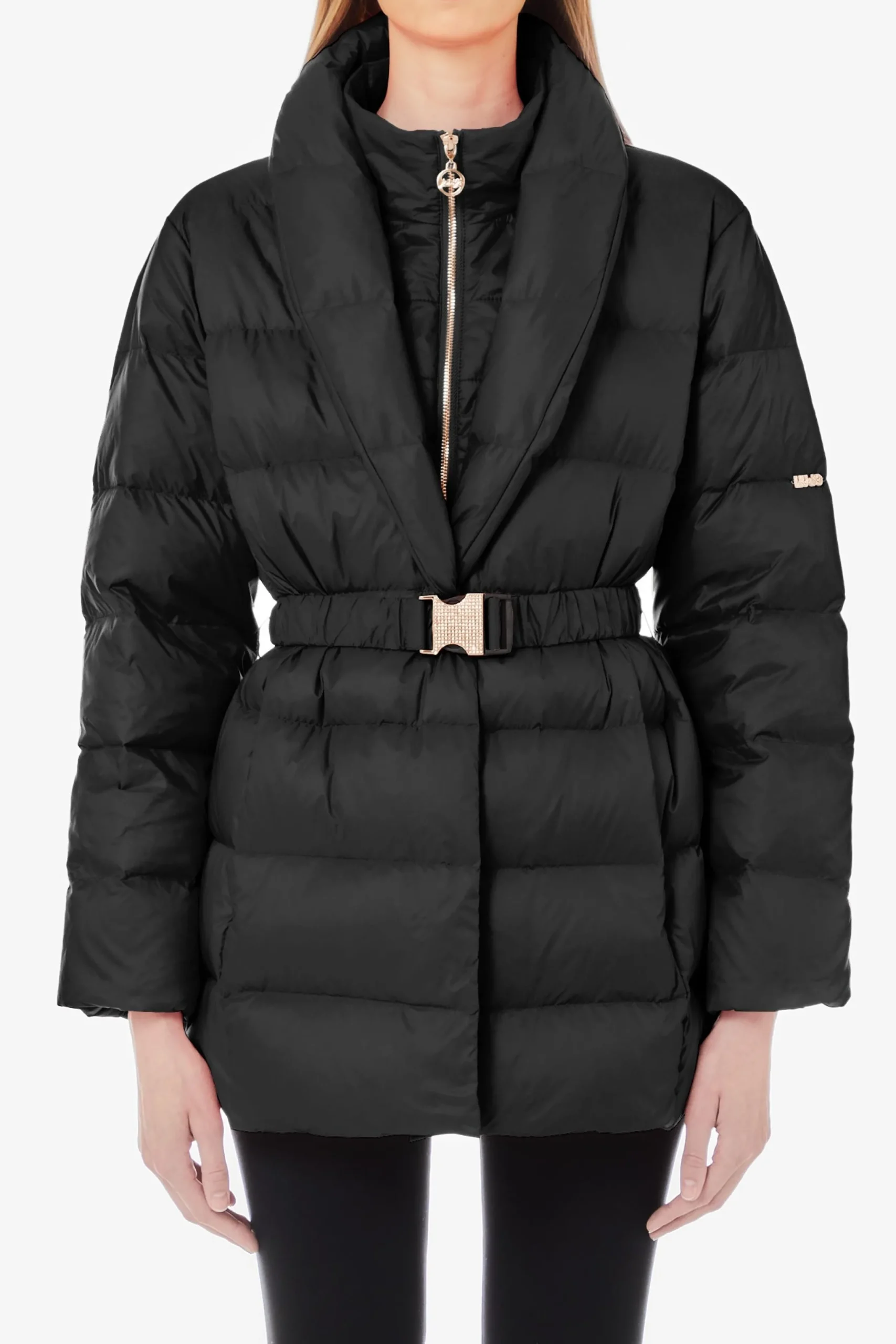 piumino_lungo_trapuntato__0.webp Discount Piumino lungo trapuntato con cintura e collo ampio di Donna Giacche